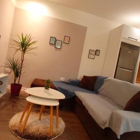 Tirana Apartment Garda Buitenkant foto